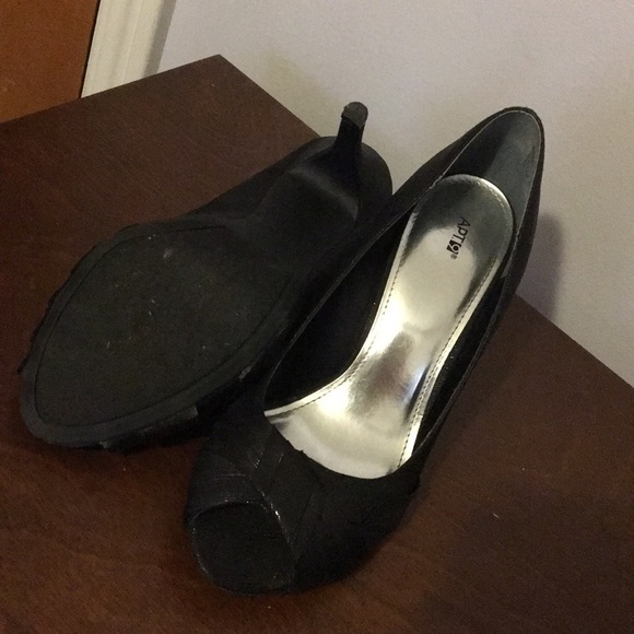 Apt. 9 peep toe heels - Picture 4 of 5